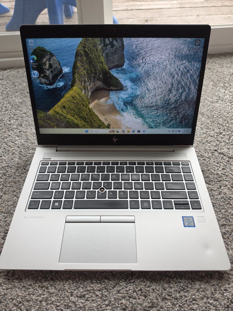 HP EliteBook 840 G4 14" Laptop Intel Core i5 8th Gen 1.6GHz 16GB RAM 256GB NVMe SSD Windows 11 Pro