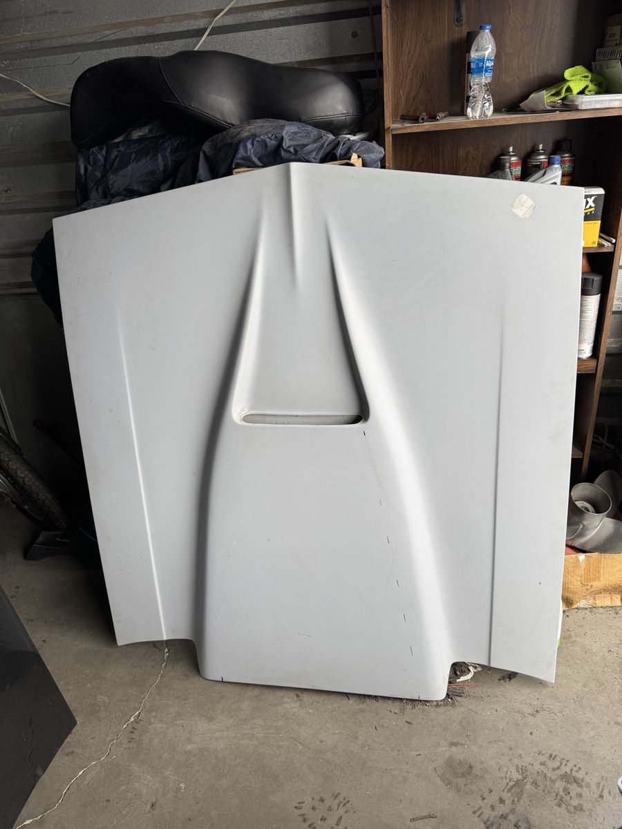 Fiberglass cowl hood