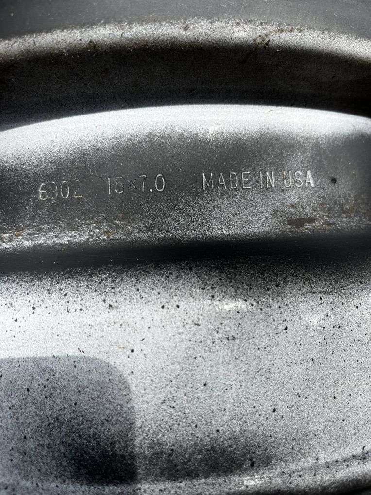 Main image 3