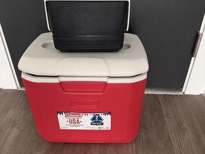 Coleman Chest Cooler & Igloo Playmate Cooler Combo/ New
