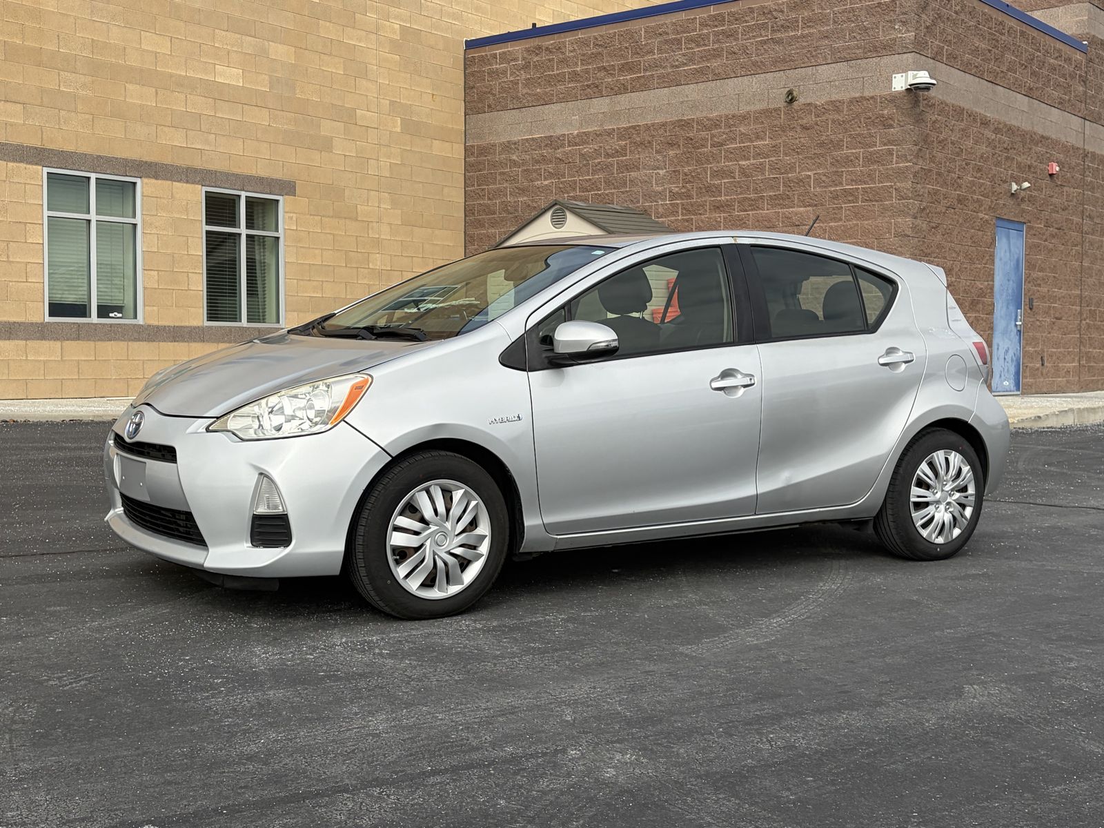 2013 TOYOTA PRIUS C Three