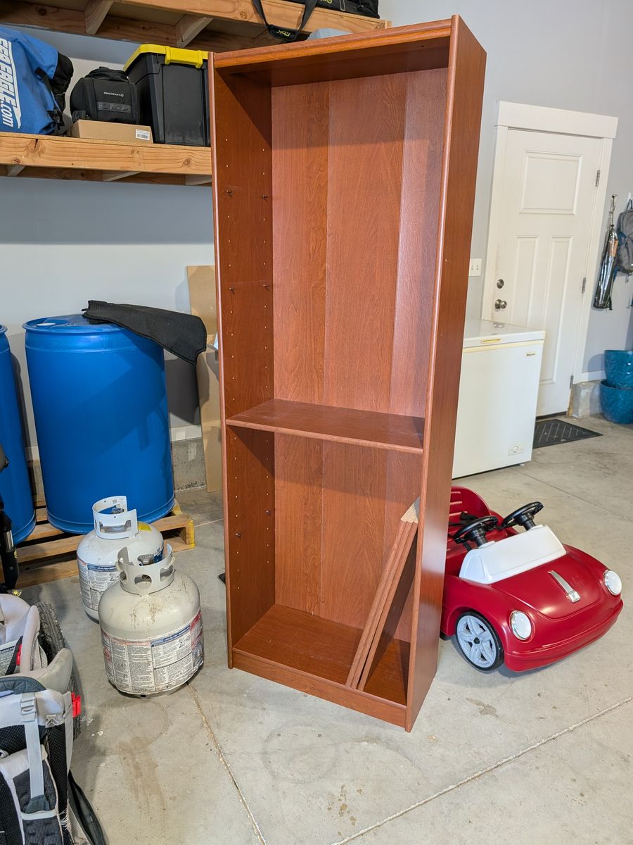 Free Bookshelf