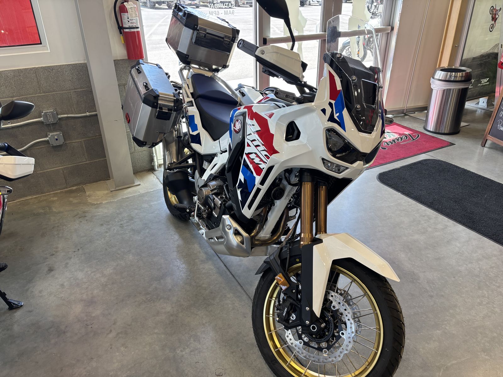 2025 Honda Africa Twin Adventure Sports ES DCT - H