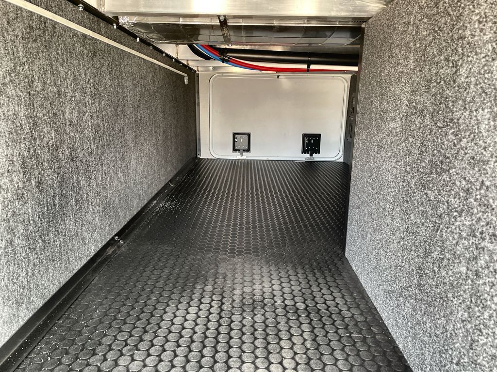 Main image 11