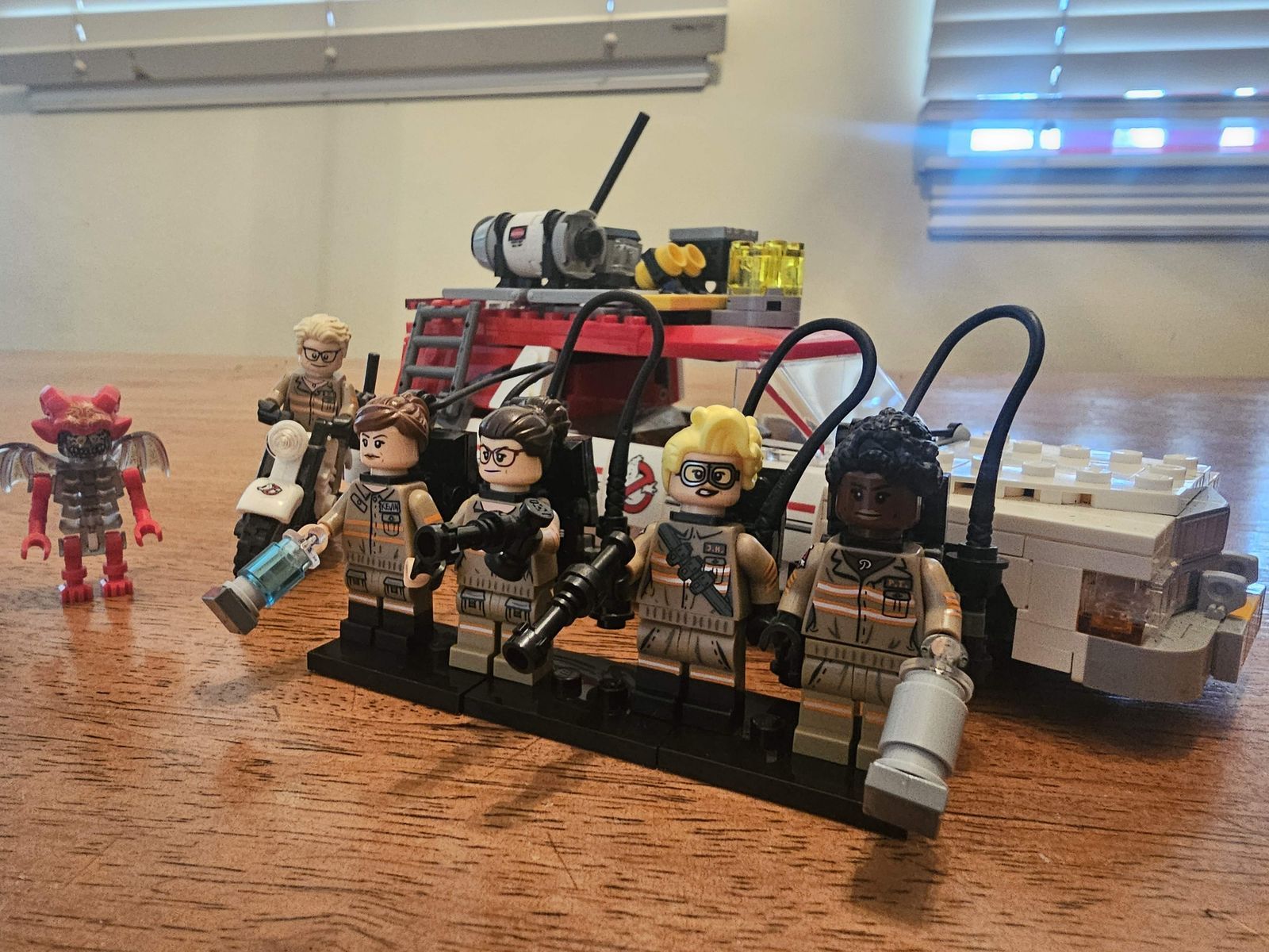 LEGO Ghostbusters Ecto-1 & 2 COMPLETE w/ Minifigures + Extra (75828)