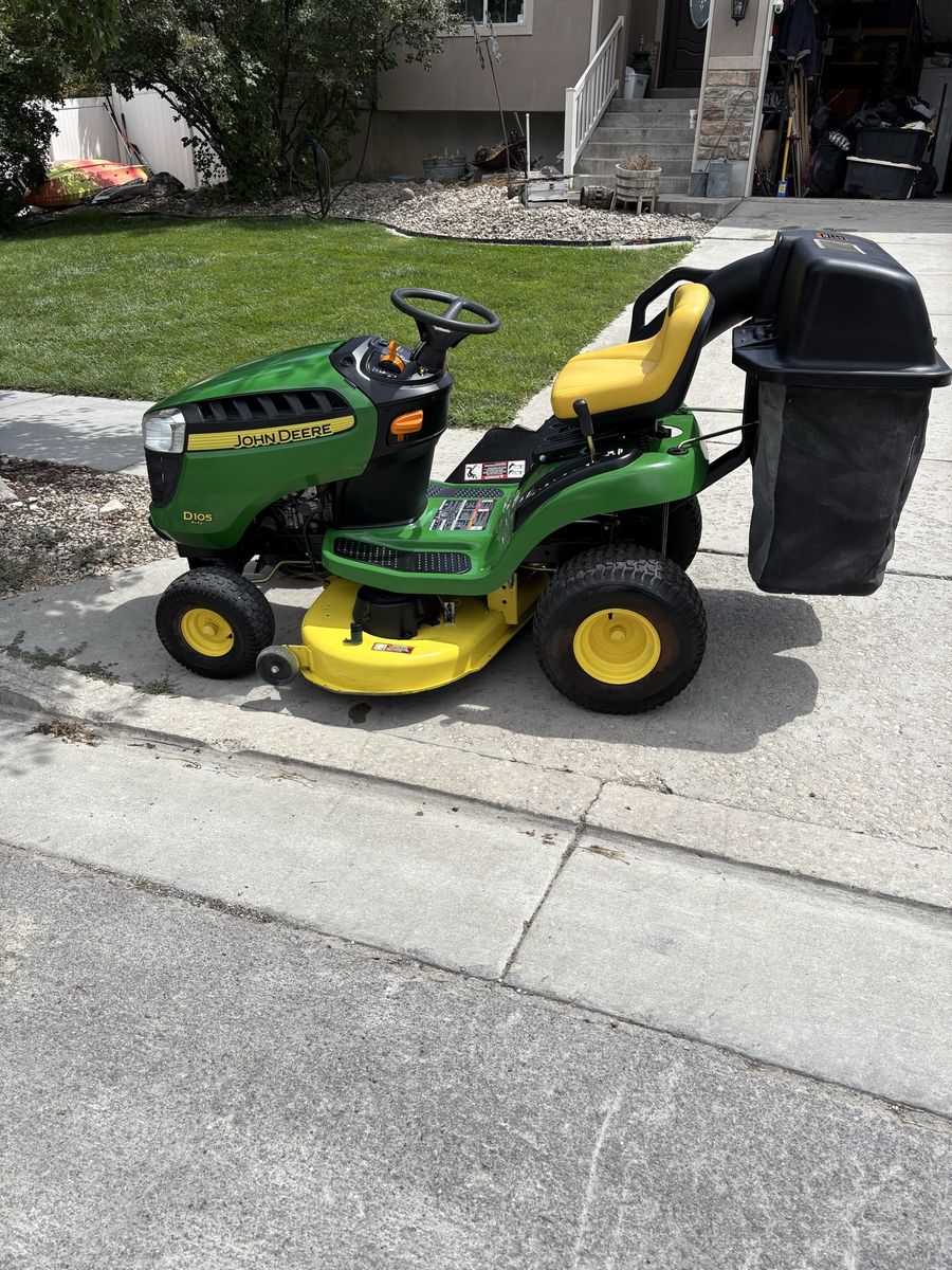 John Deere riding mower