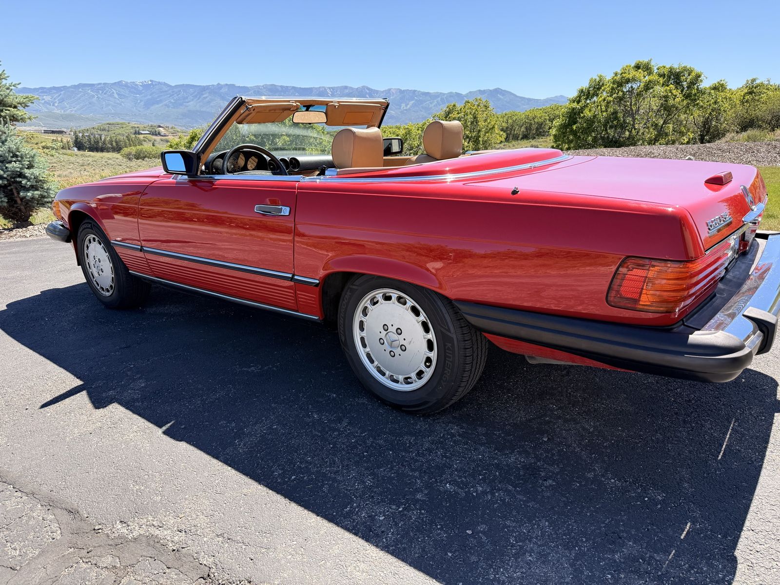 1989 Mercedes-Benz 560-Class 