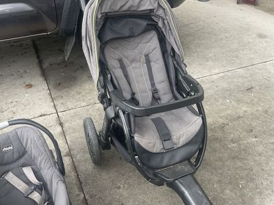 Stroller, Carseat And Two Bases