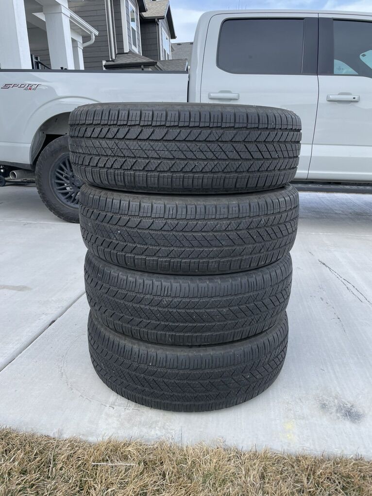 245/60R20 Bridgestone Alanza As ultra like new