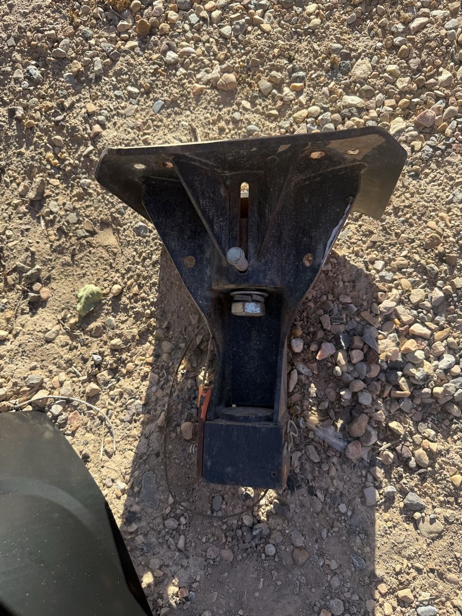 Fifth wheel to gooseneck adapter 5th wheel trailer