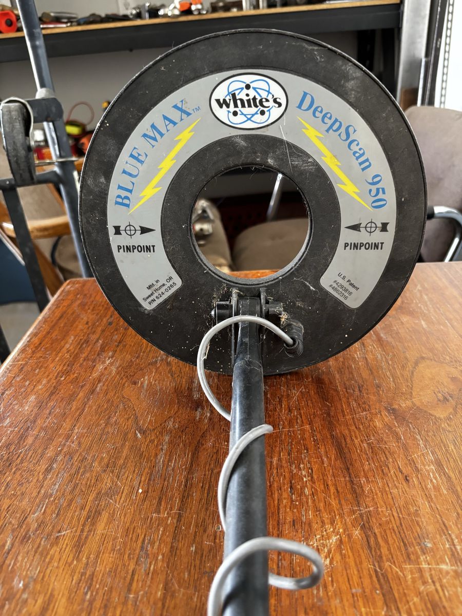 White's Blue Max DeepScan 950 Metal Detector