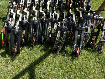 Hoyt and Mathews Flagship Bows