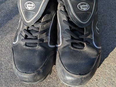 Louisville Slugger Black Molded Cleats Size 9 Baseball/Softball Shoes
