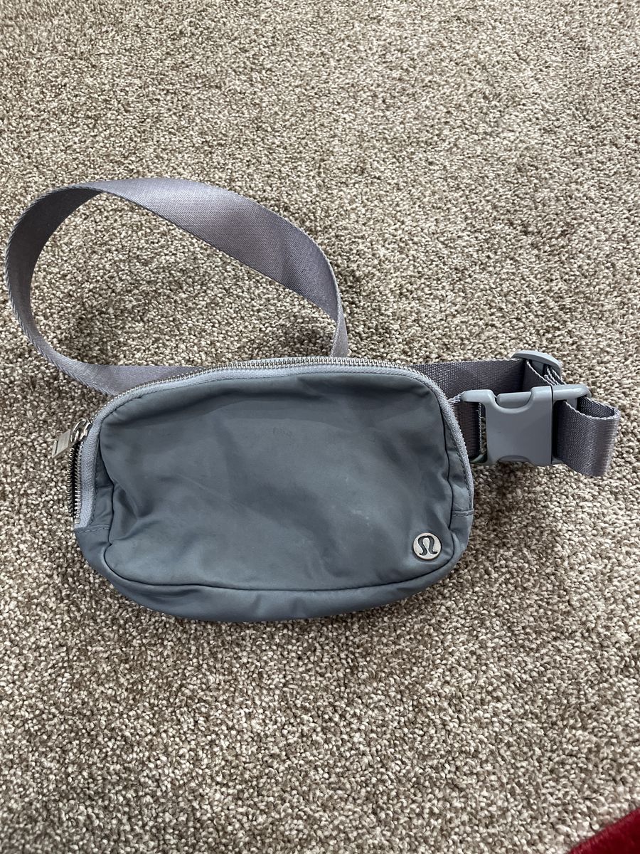 Lululemon Cross Body Fanny Pack