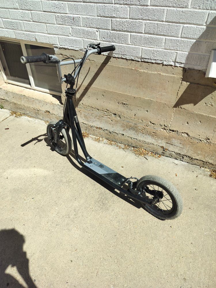 mongoose trace air scooter