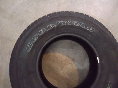 265 70 16 brand new goodyear wrangler sr-a