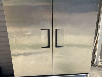 TRUE T-49F Commercial Freezer – Double Door