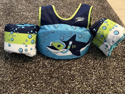 Puddle Jumper life vest