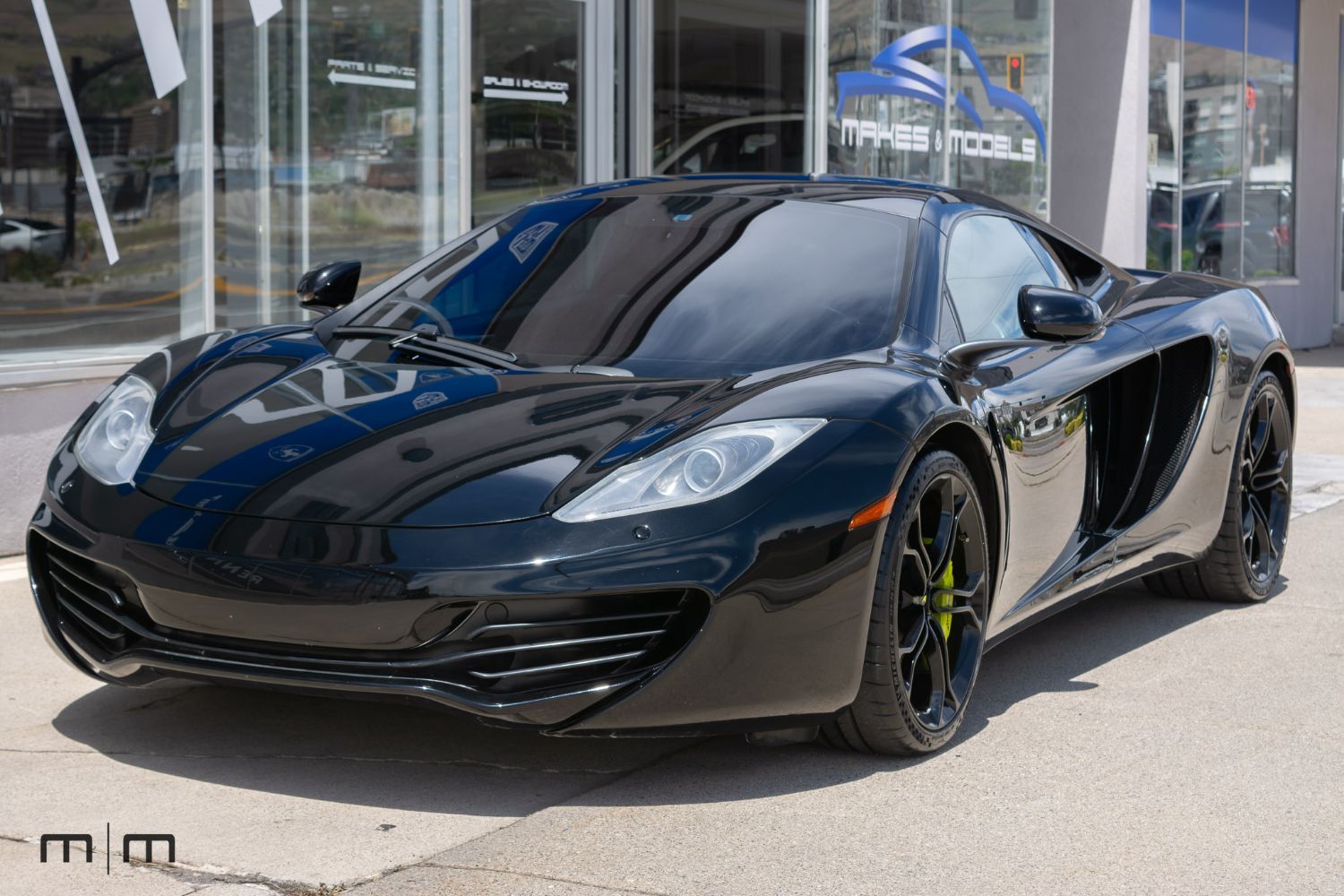 2012 McLaren MP4-12C Base