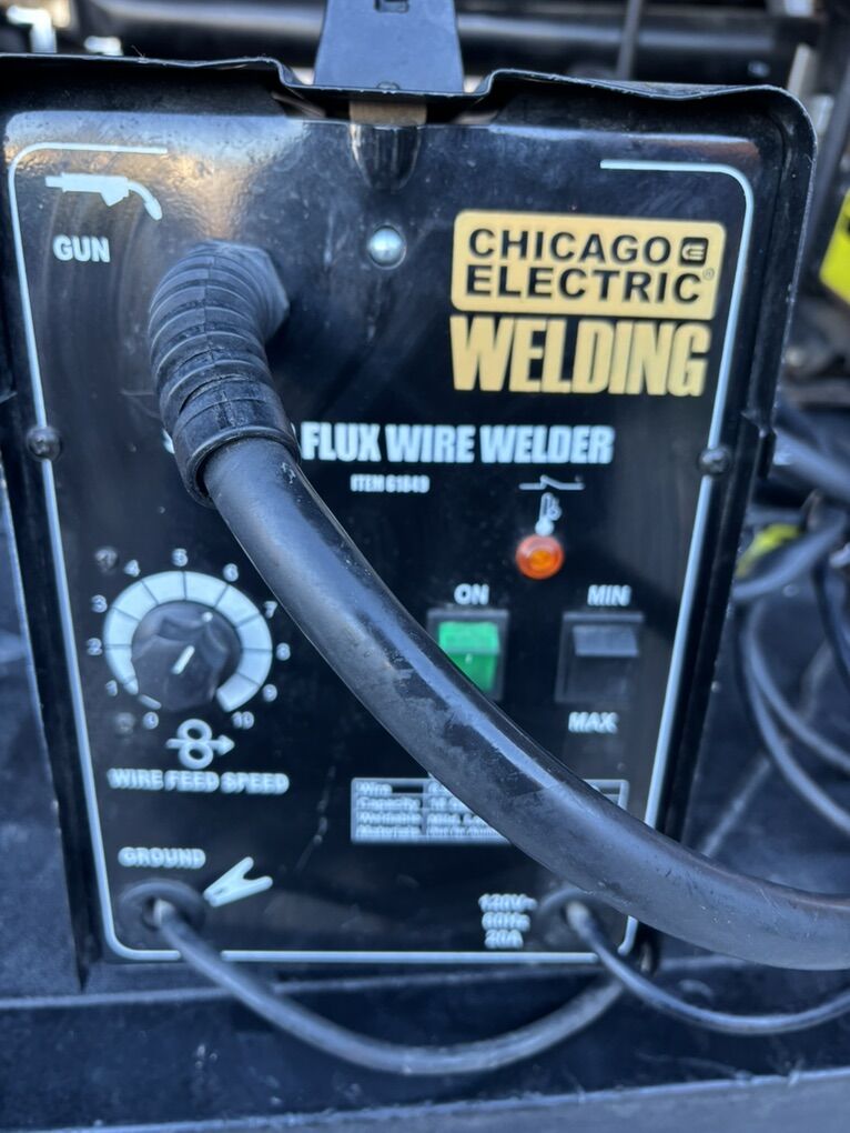 Chicago Electric 90 Amp Flux Core Welder