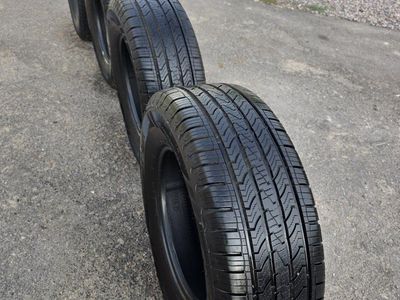 Set of 4 Used 265/70R17 All-Season Tires with Good Tread