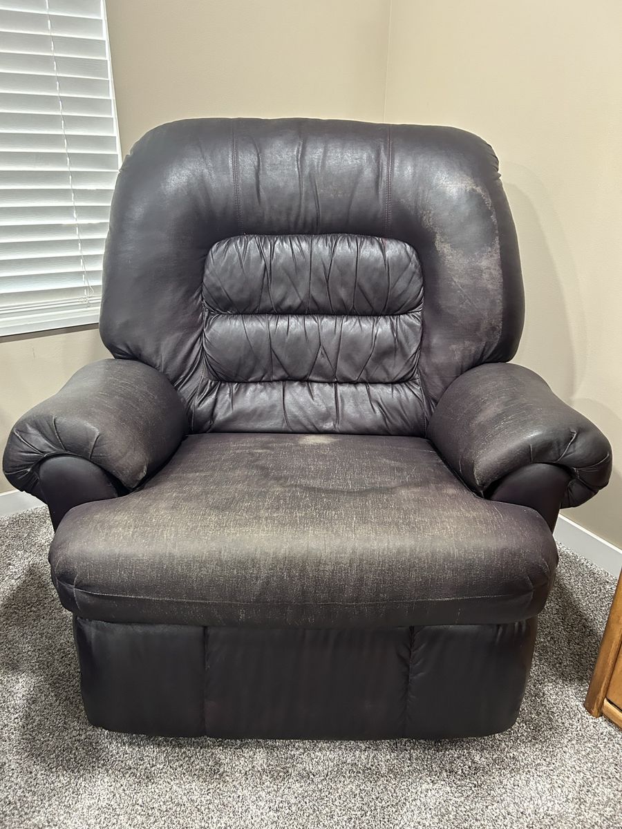 Used Brown Recliner Chair - Faux Leather, Comfortable Seating