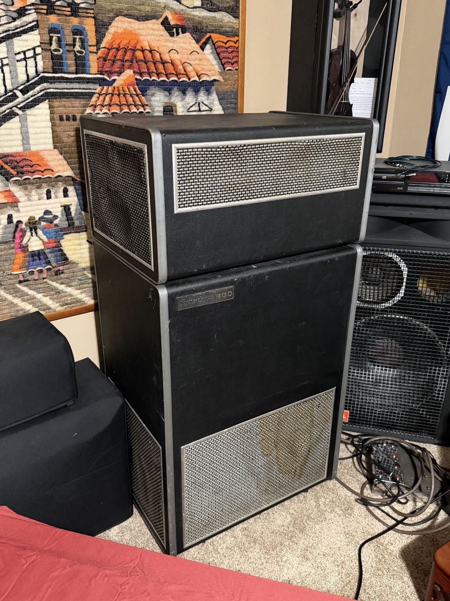 Leslie Model 900 Rotating Speaker System With Preamp