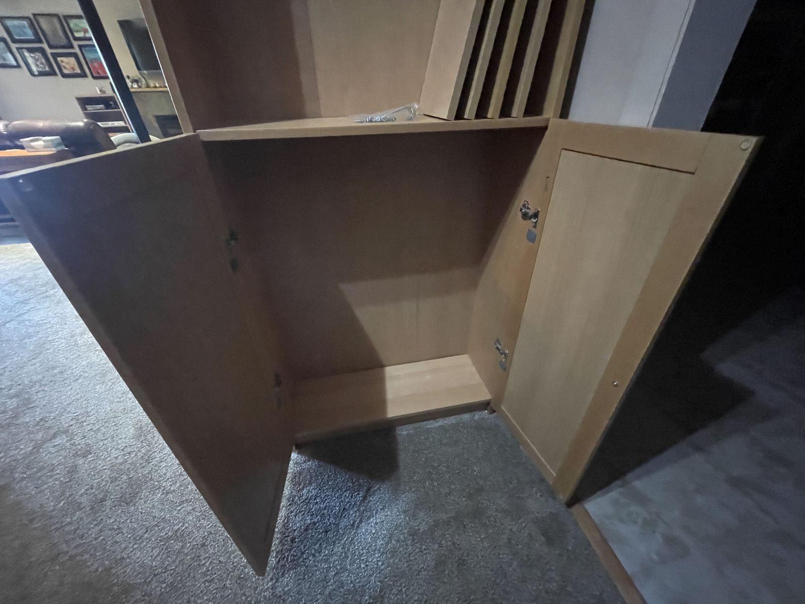 Main image 3