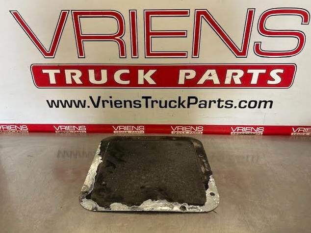 3541166C93 COVER, TRANSMISSION OPENING W/GASKET