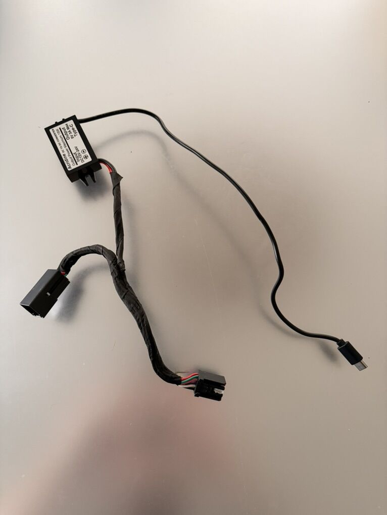 15-22 Chevy Colorado Dash Cam mirror Power Adapter