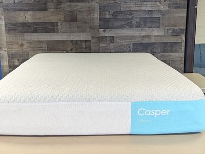 Casper Snow King Mattress - Like New!