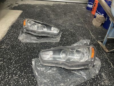 Mitsubishi lancer 2012 headlights
