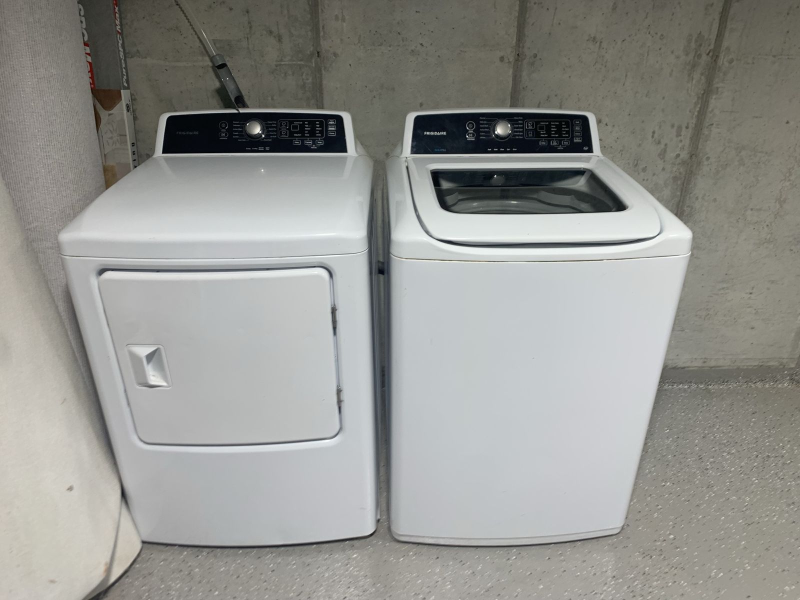 Frigidaire/electrolux washer and gas dryer set