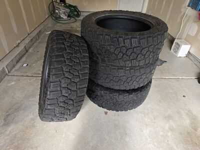 Cooper rugged trek tires 275/55/r20