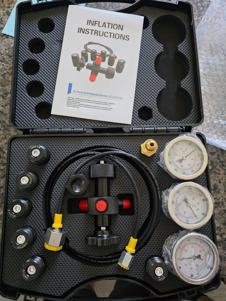 Hydraulic Accumulator Nitrogen Charging Kit w/ 3 Gauges & 7 Couplings