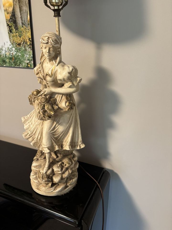 Main image 3