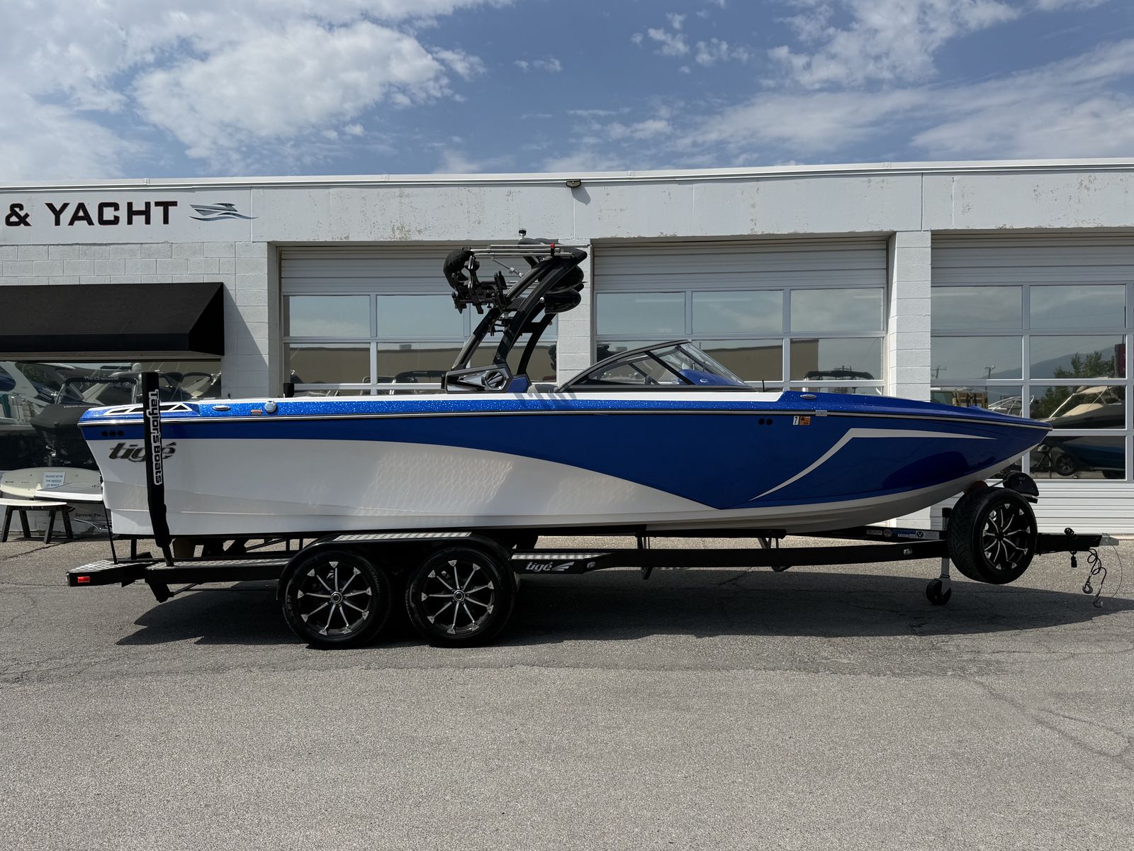 2018 23' Tige R23 Bowrider