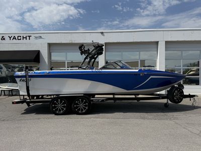 2018 23' Tige R23 Bowrider