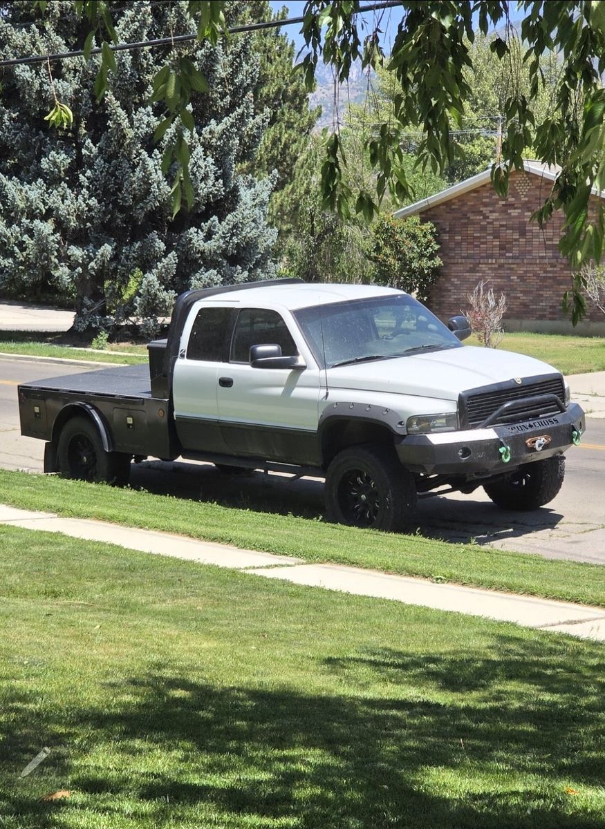 1997 Dodge Ram 2500 LT
