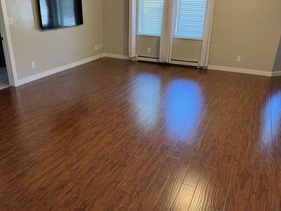 550-640 sq ft of Laminate flooring