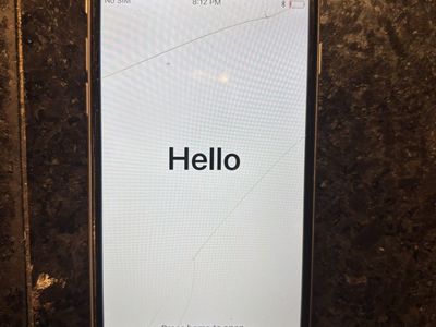 iPhone 6 128 GB Unlocked (cracked)