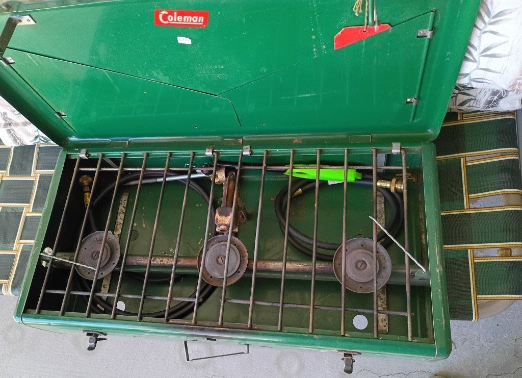 Main image 3