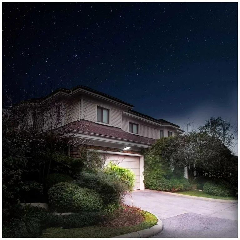 Main image 2