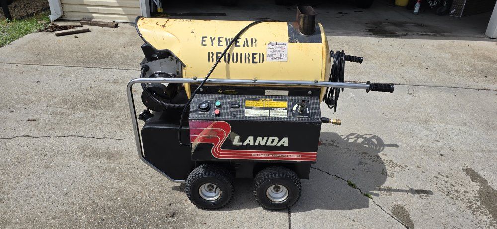 Landa 3-1100 pressure washer