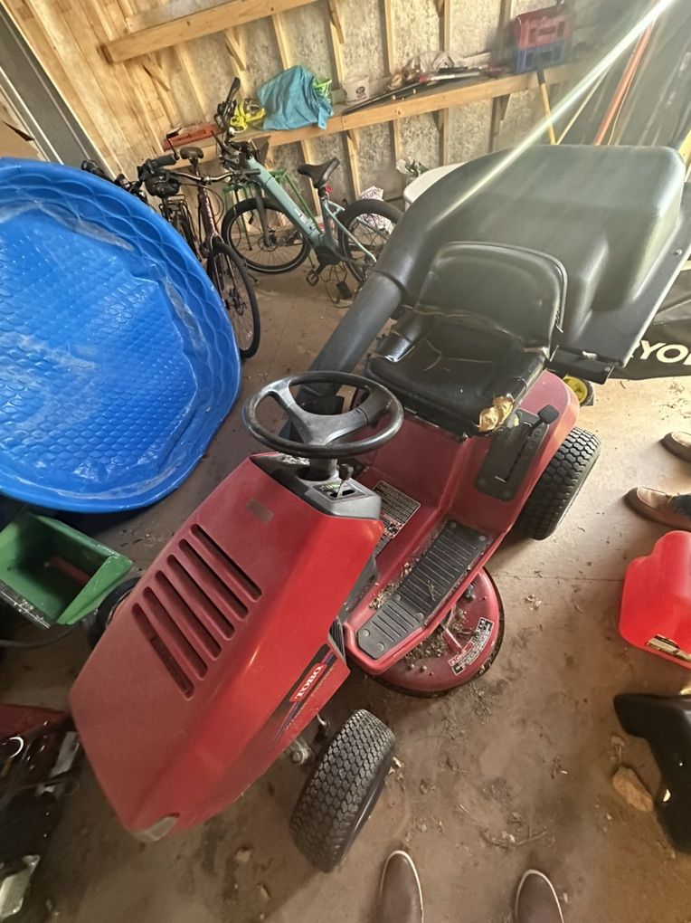 Toro Riding Lawn Mower