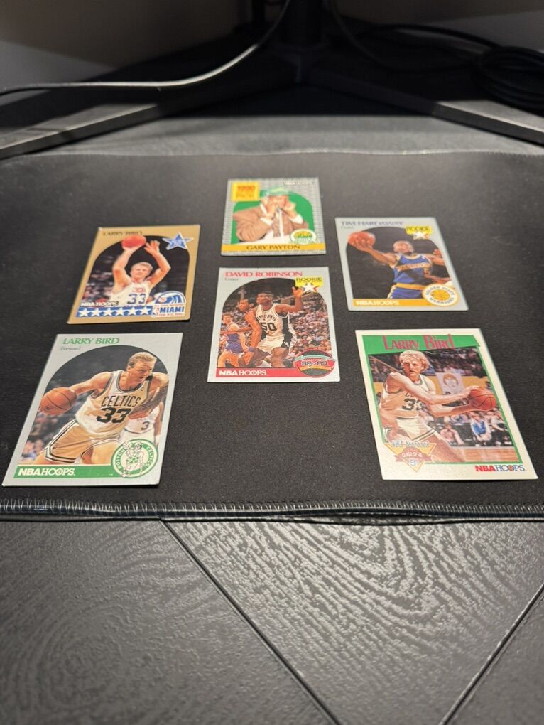 NBA Hoops Basketball Collectable Cards