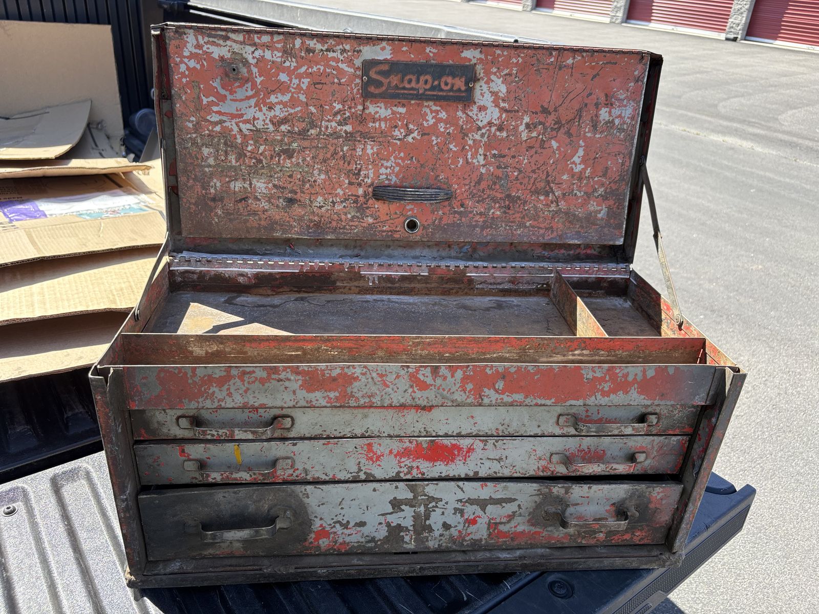 Main image 2