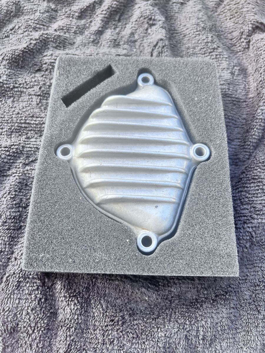 2007 klx 110 cam cover 
