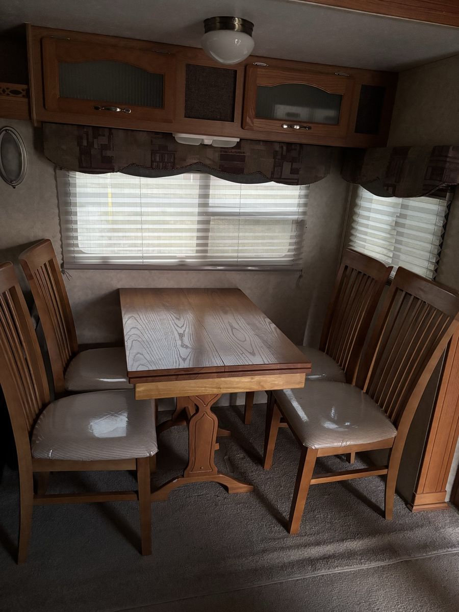 RV dining table and four chairs