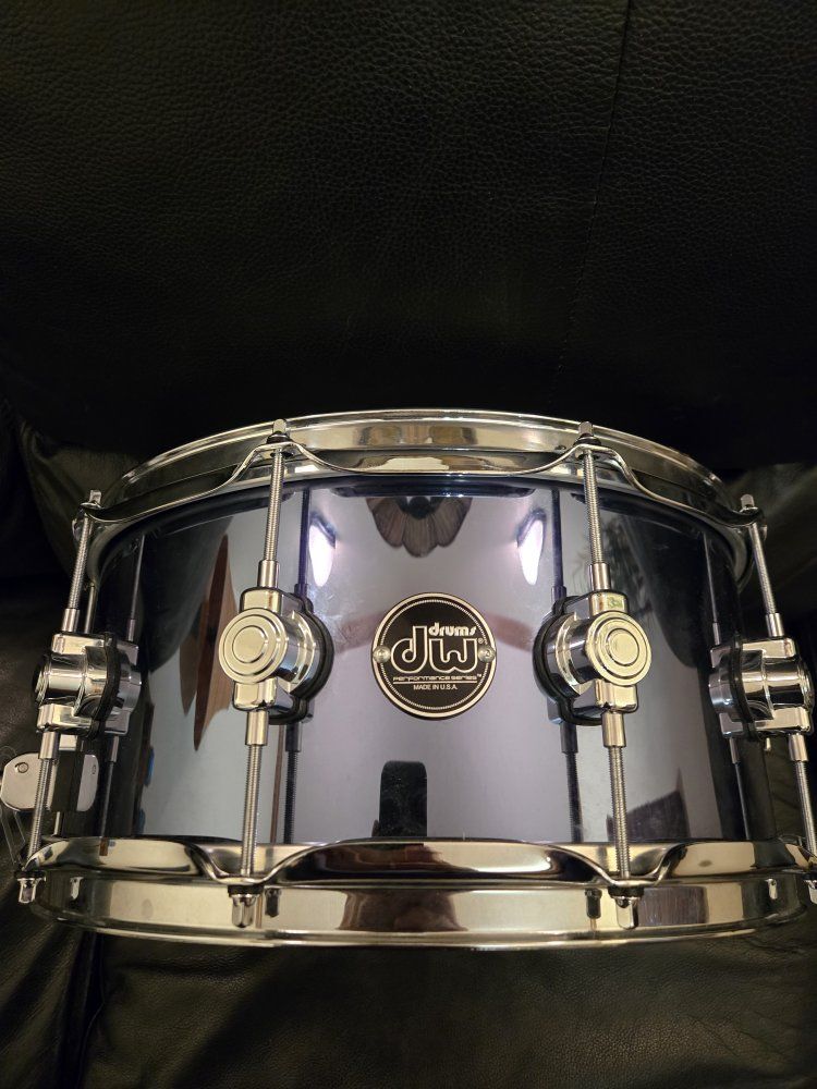 DW performance maple snare 6.5x14